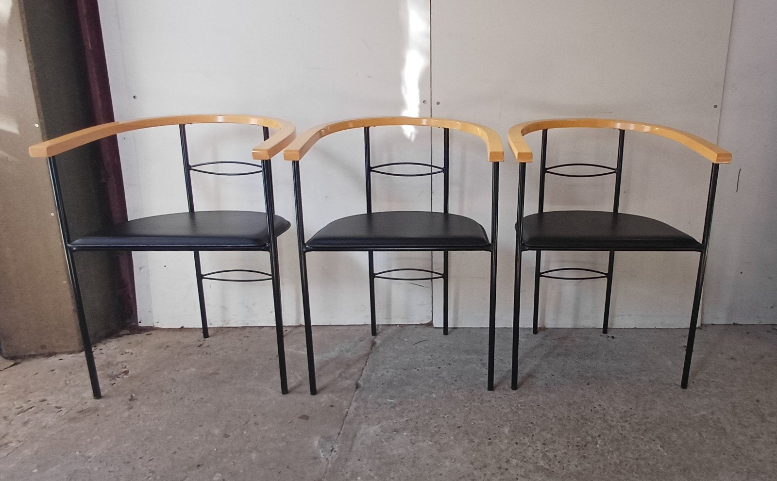 Vintage set 4 x postmodern jaren 80 design eetkamerstoellen, Ophalen of Verzenden, Zo goed als nieuw, Zwart, Metaal