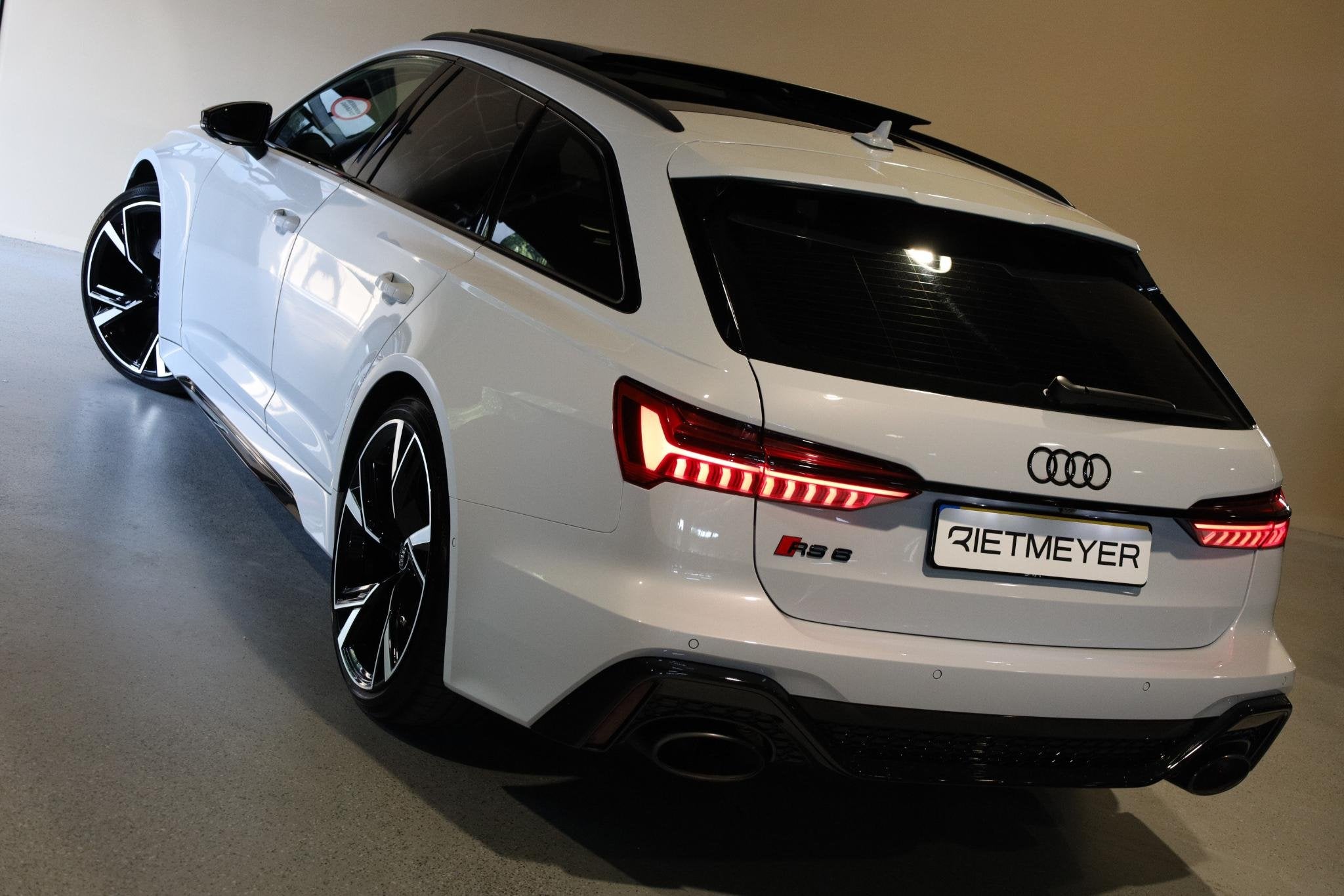Audi A6 Avant RS 6 TFSI quattro |Pano |B&O Adv. |Keramische, Auto's, 12 maanden, Gebruikt, 600 pk, RS6