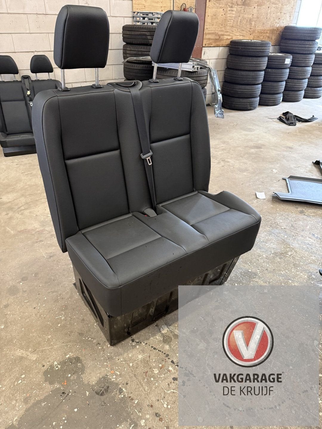 Mercedes Sprinter Lederen 2 Persoonsbank incl. Bak voor, Auto-onderdelen, Interieur en Bekleding, Ophalen, Gebruikt, -, -