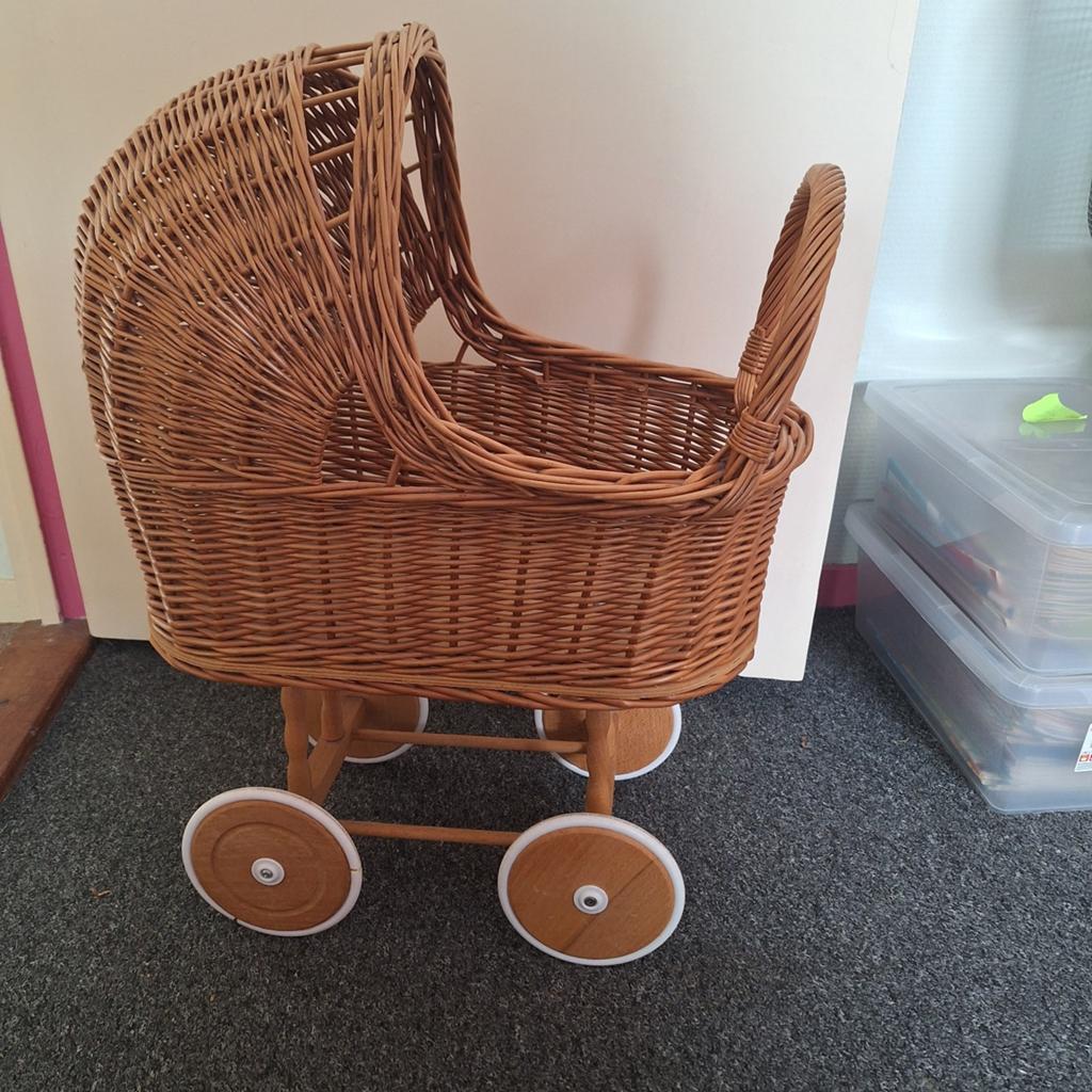 Mooie poppen kinderwagen., Ophalen, Gebruikt, Babypop