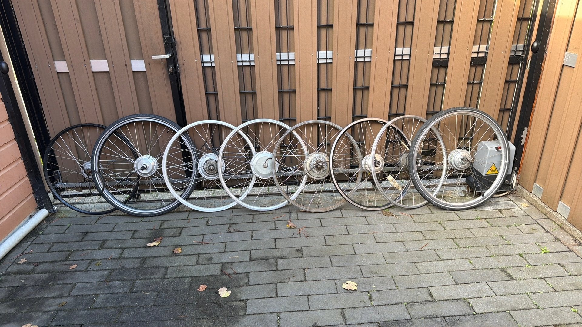 Diverse wielen met motor, verschillende merken, Ophalen of Verzenden, Zo goed als nieuw, Motor