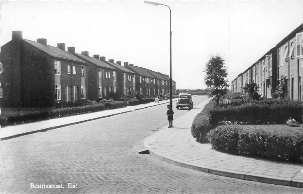 378-281-017 Elst U Beatrixstraat, Ophalen of Verzenden, Voor 1920, Utrecht