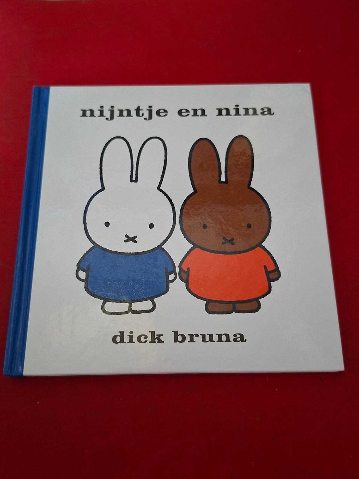 Nijntje en Nina. en Nijntje in het ziekenhuis. Dick Bruna., Ophalen of Verzenden, Gelezen, Fictie algemeen