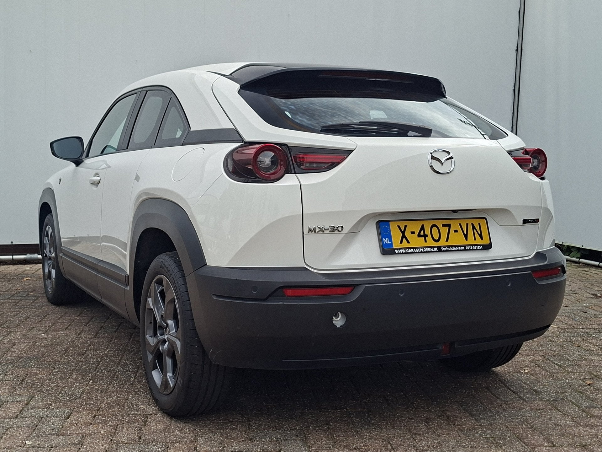 Mazda MX-30 e-SkyActiv R-EV 170 Prime-line PHEV Carplay Came, Auto's, Mazda, Gebruikt, Euro 6, Wit, Bedrijf