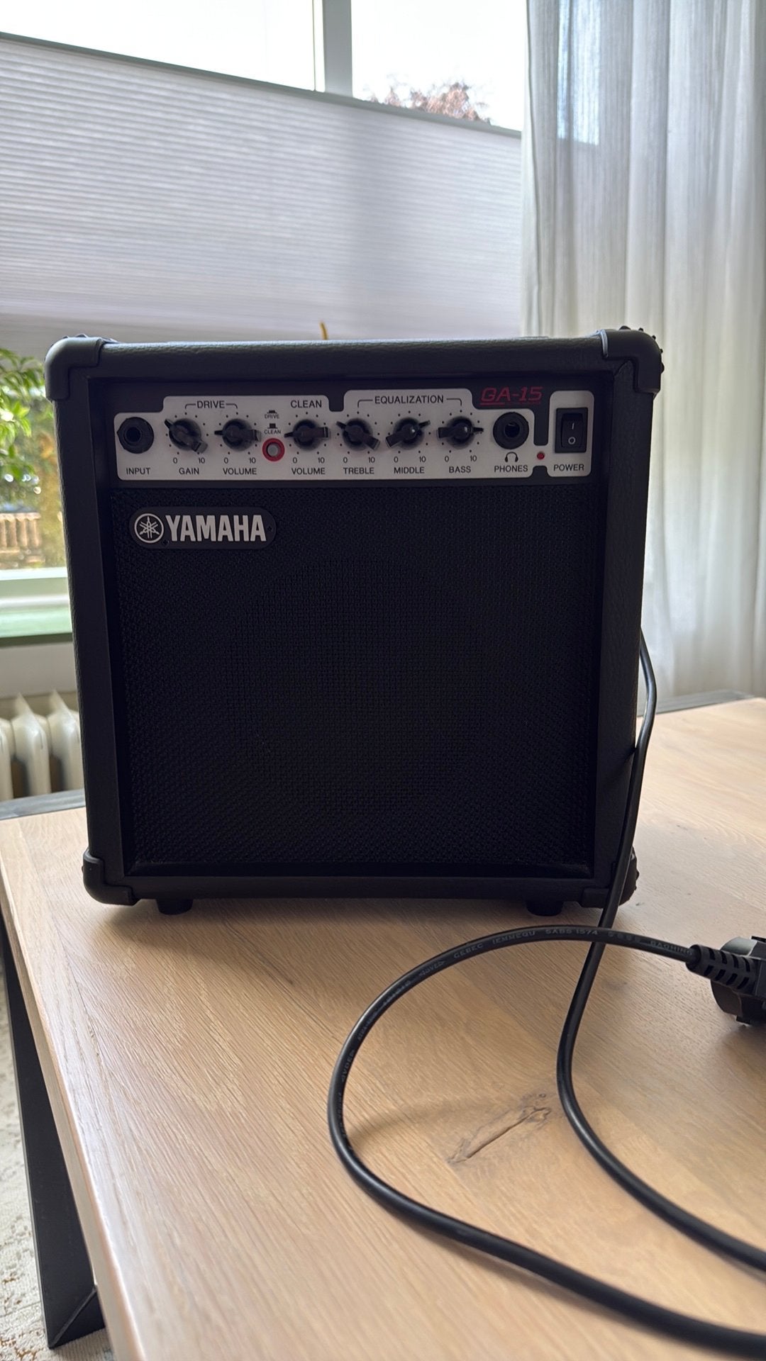 Yamaha GA-15 Gitaarversterker - Compact en Krachtig, Muziek en Instrumenten, Ophalen of Verzenden, Zo goed als nieuw, Gitaar, Minder dan 50 watt