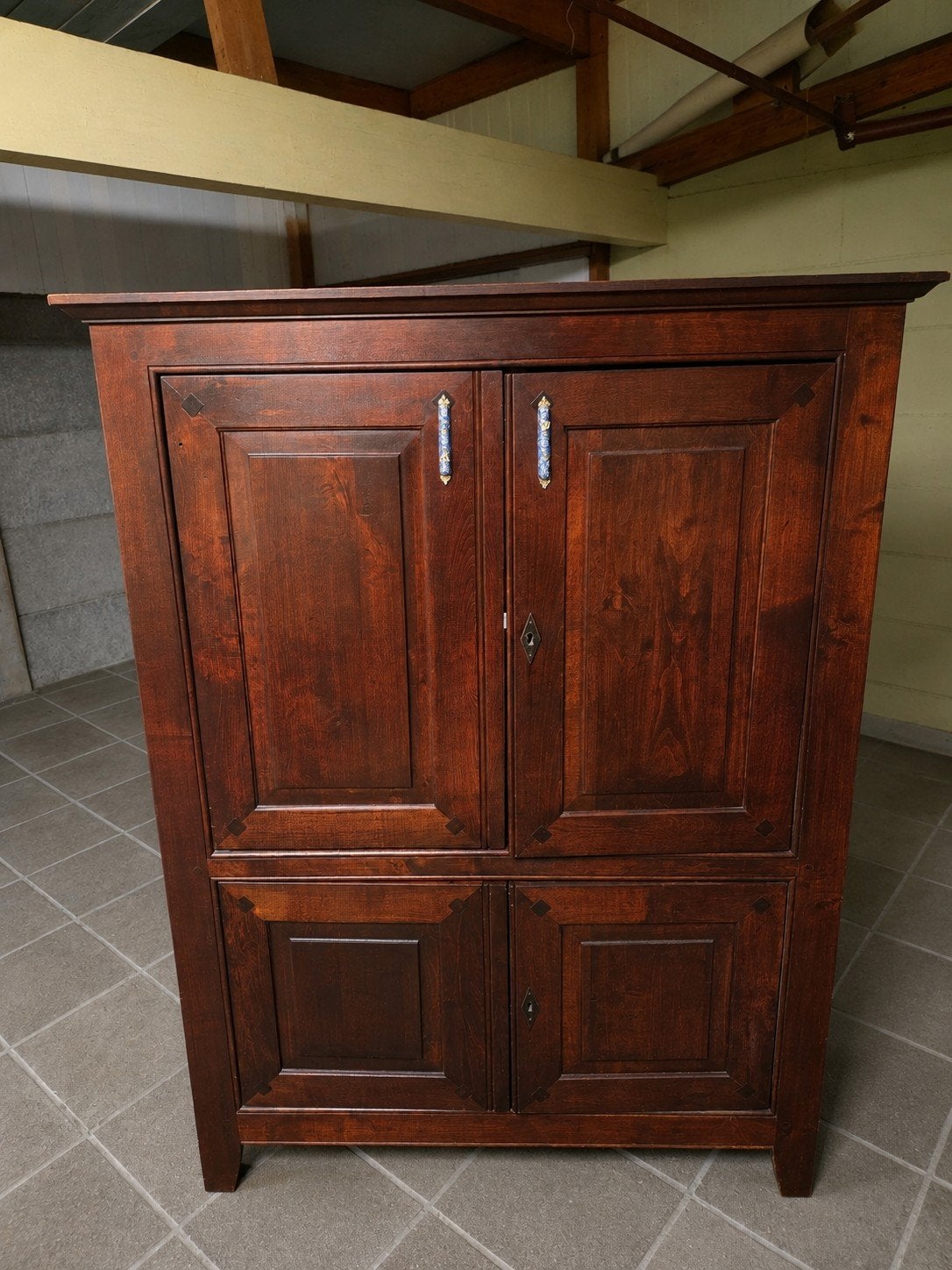 Nette Kerson hout Kast., Ophalen of Verzenden