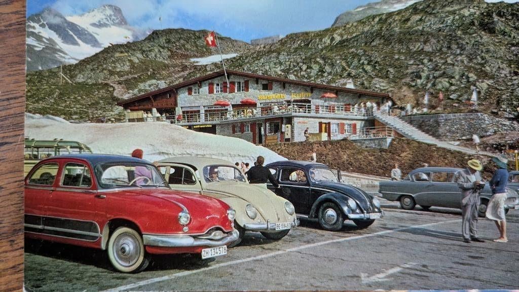 Panhard p17 op Sustenpas, Verzenden