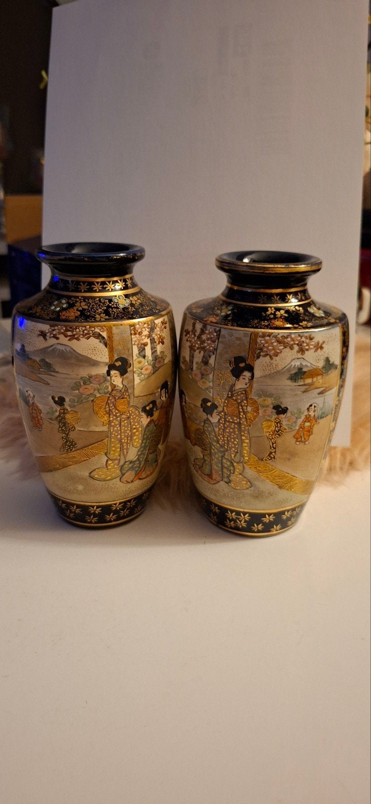Set van 2 Japanse Satsuma stijl vazen - 16 cm hoog, Antiek en Kunst, Ophalen of Verzenden