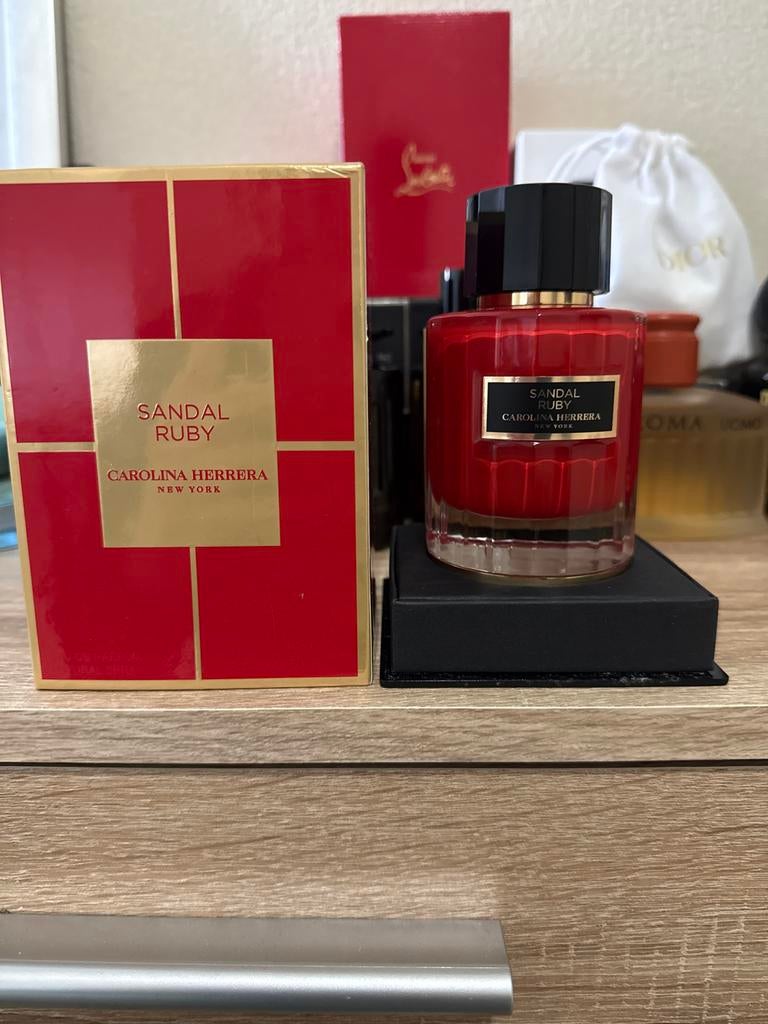 Carolina Herrera - Sandal Ruby Eau de Parfum (100ML), Ophalen of Verzenden, Zo goed als nieuw