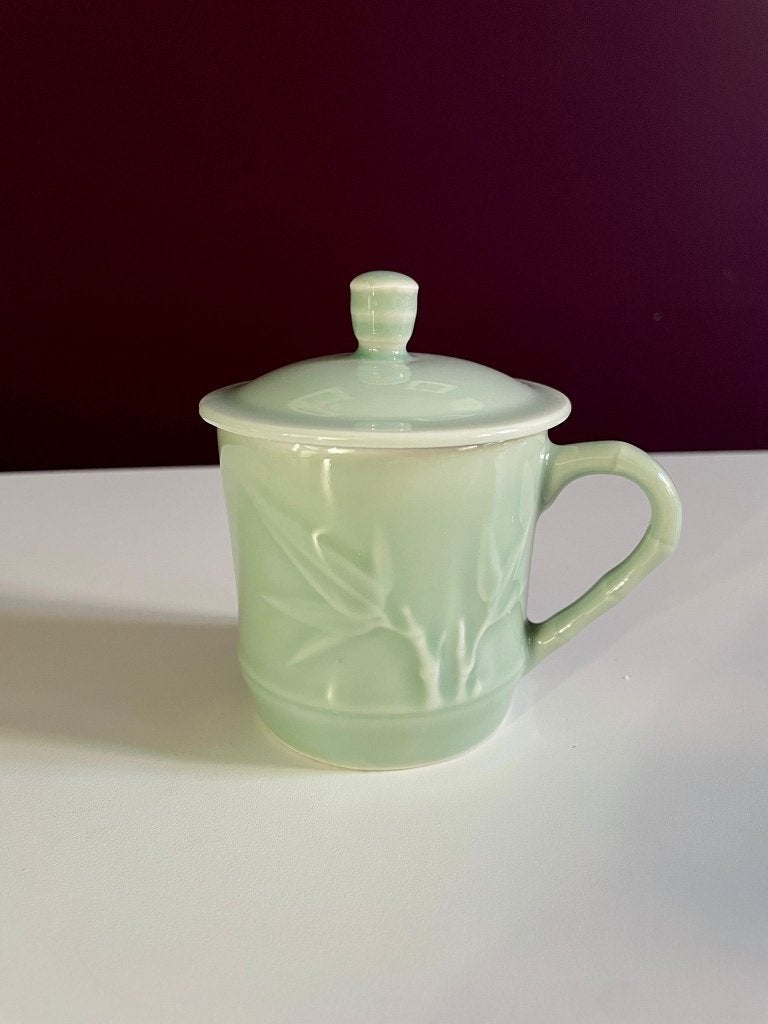 Celadon groen theekop met deksel – Aziatisch porselein, Overige merken, Ophalen of Verzenden, Zo goed als nieuw, Overige stijlen