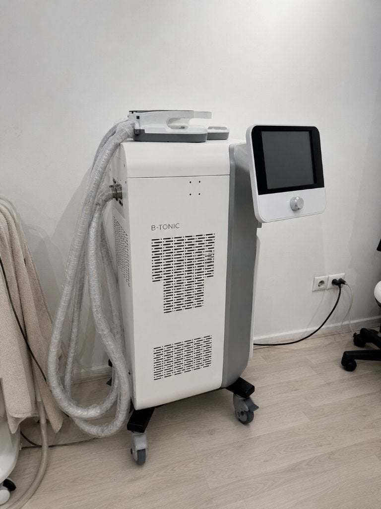 Professioneel B-Tonic body contouring apparaat te koop., Ophalen, Zo goed als nieuw
