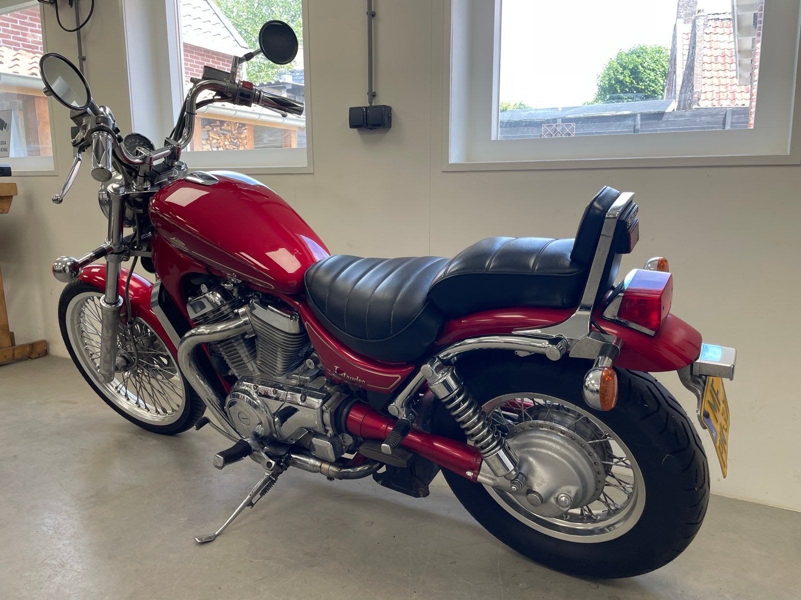 Suzuki Intruder VS 800, Cardan-aandrijving, 2 cilinders, 805 cc, Gebruikt