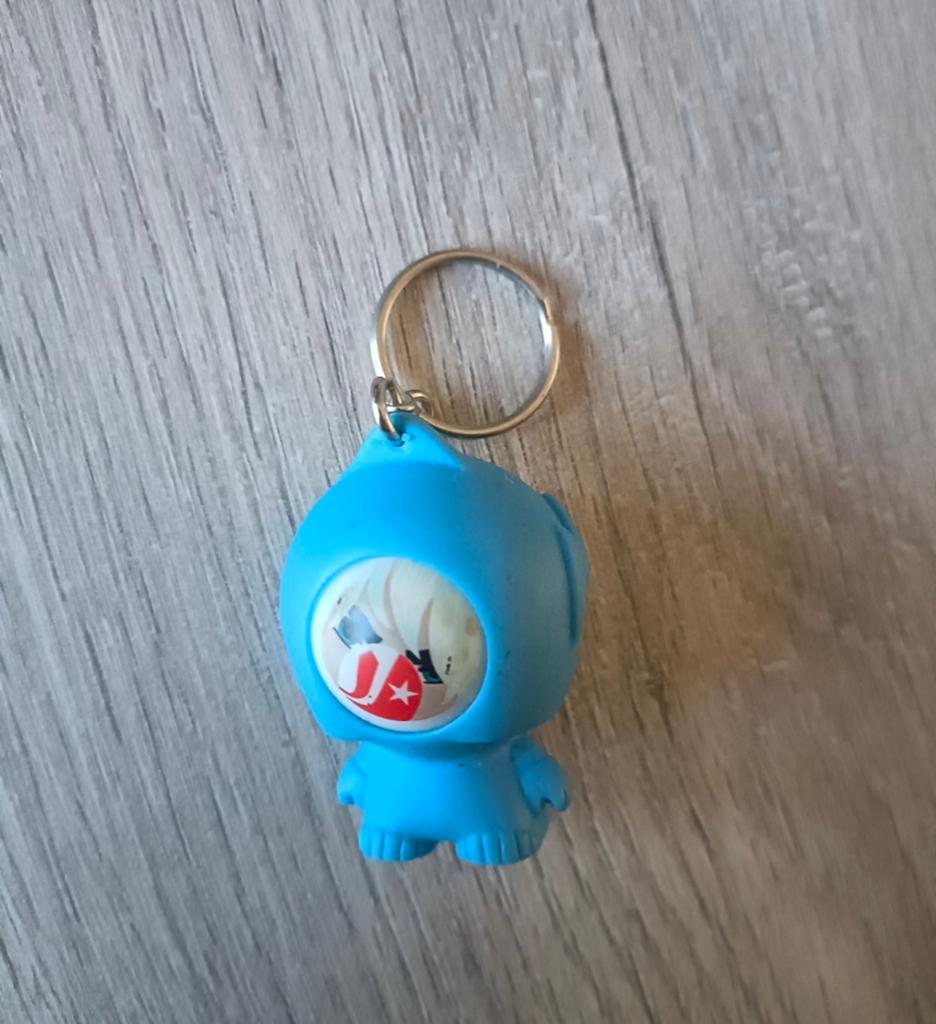 Blauwe sleutelhanger met figuurtje, Verzenden, Gebruikt, Knuffel of Figuurtje