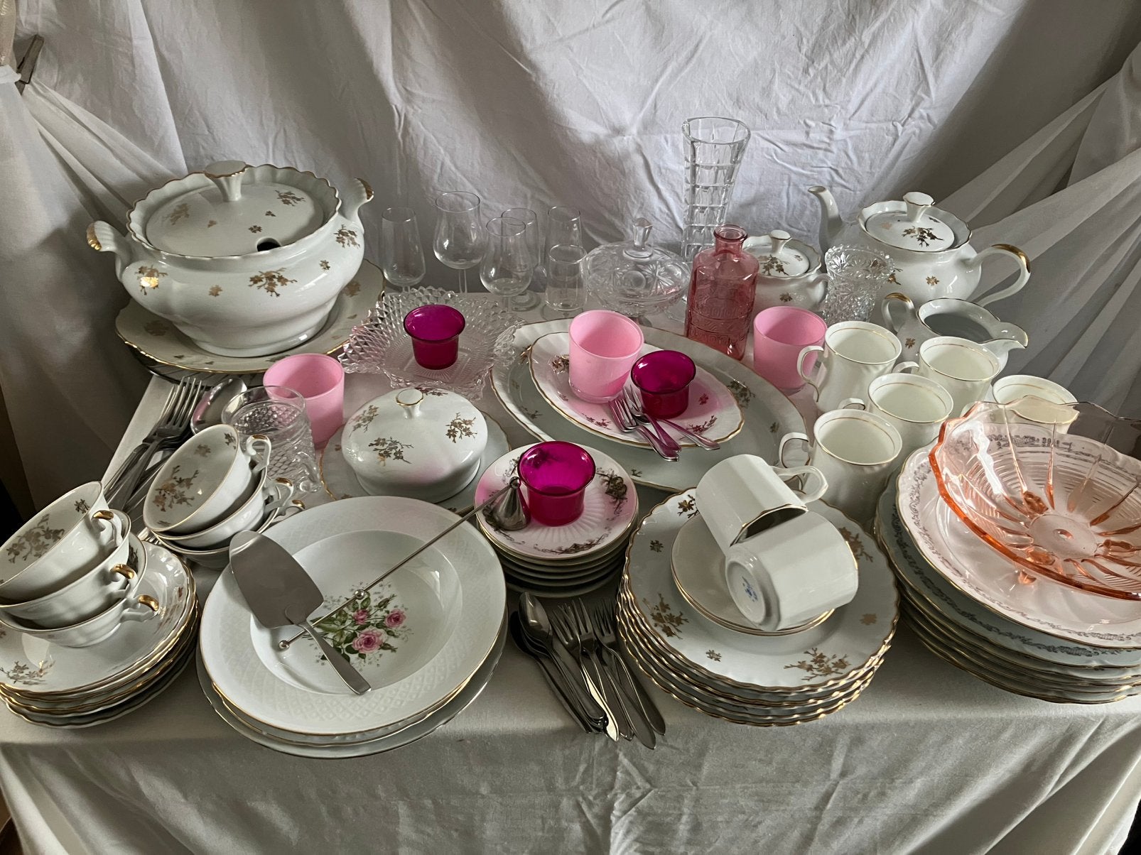 21 diner - sweet 16 - high tea - bruiloft servies, Antiek en Kunst, Ophalen of Verzenden