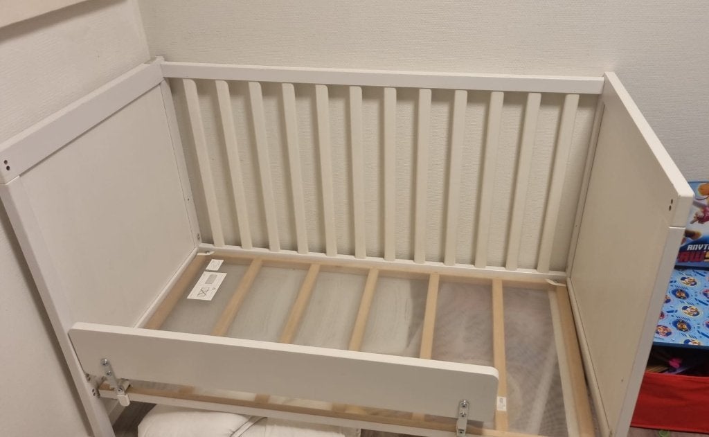 Babybedje, Kinderen en Baby's, Babywiegjes en Ledikanten, Ophalen, Gebruikt, Ledikant