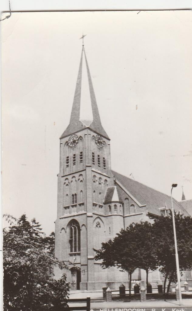 hellendoorn- r.k. kerk, Ophalen of Verzenden, 1940 tot 1960, Overijssel