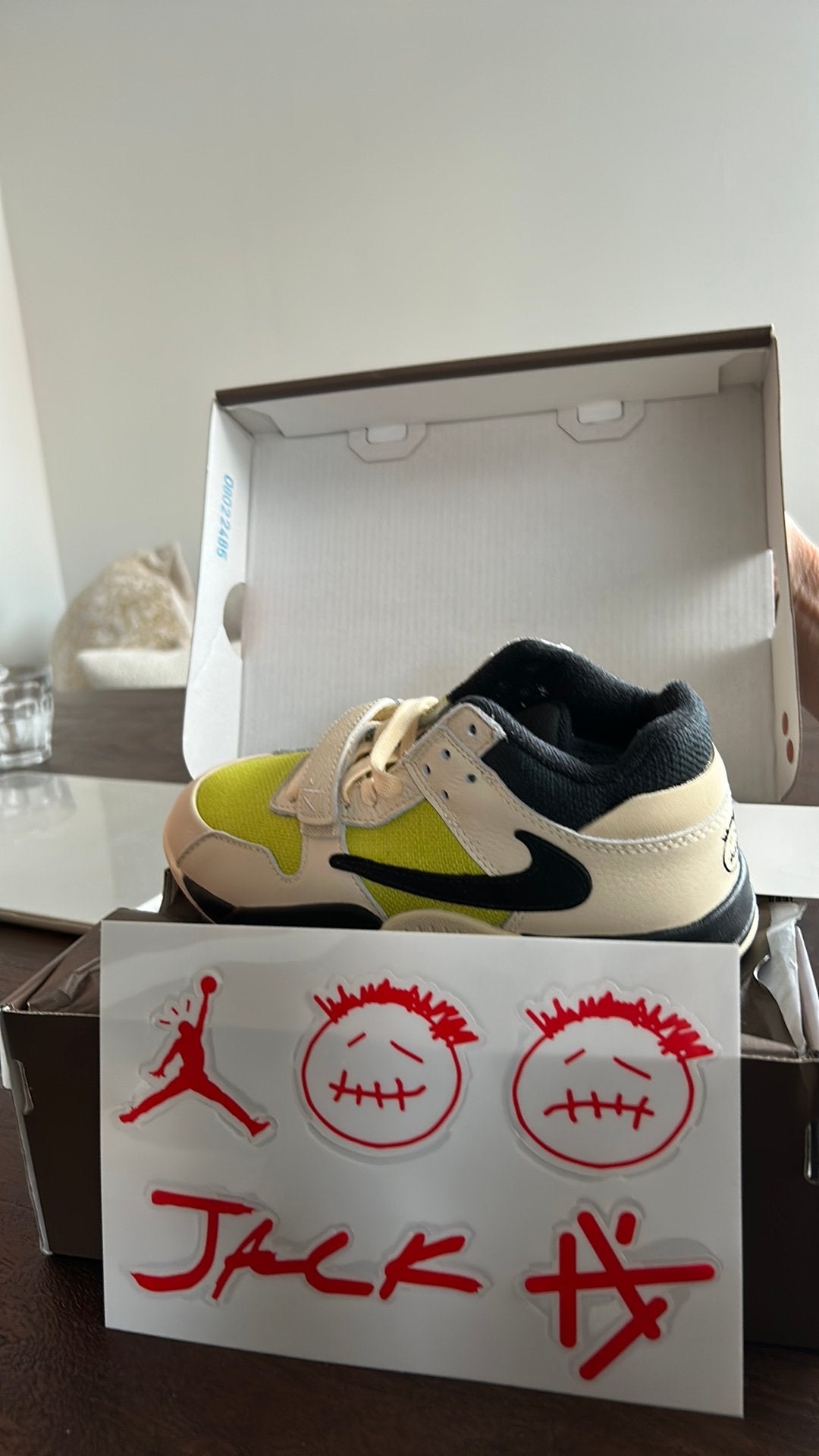 Nieuwe jumpman jack maat 35, Kleding | Dames, Schoenen, Ophalen of Verzenden, Nieuw, Sneakers of Gympen