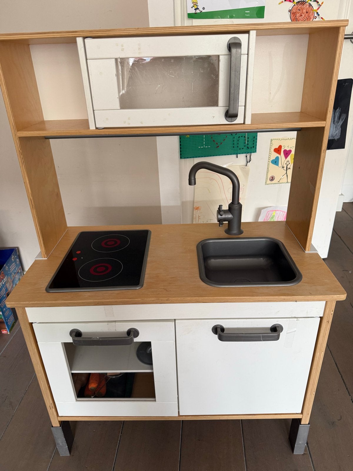 IKEA kinderkeuken met accessoires (kookplaat defect), Ophalen, Gebruikt
