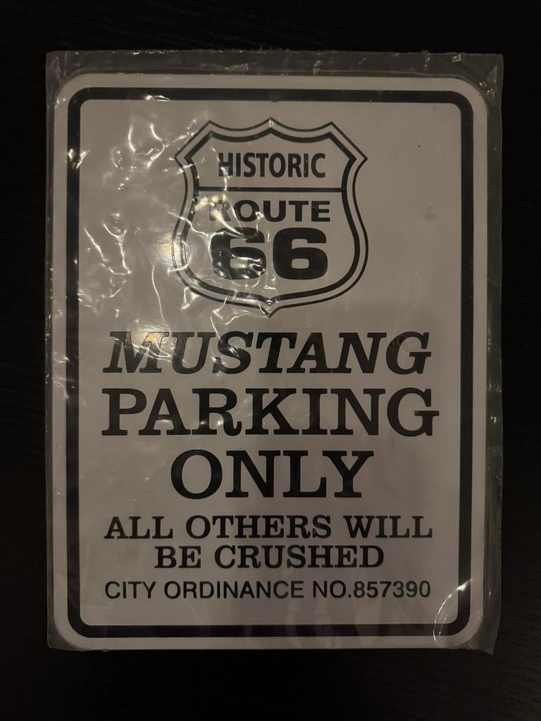 Historic Route 66 Mustang Parking Only Bord, Ophalen of Verzenden, Nieuw, Reclamebord