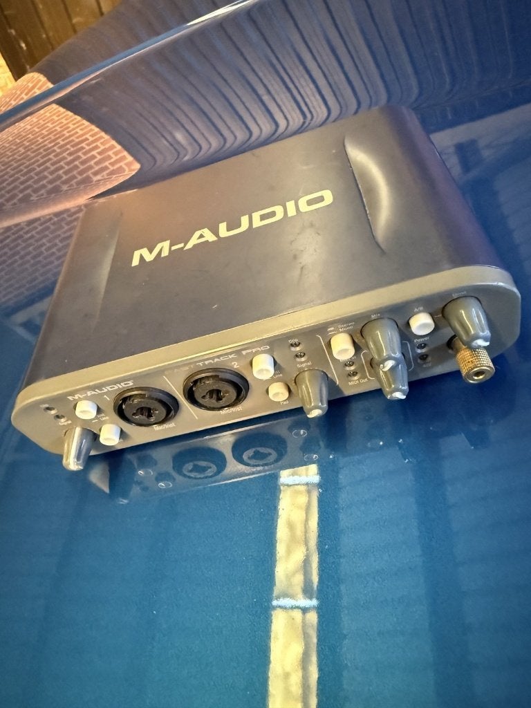 M-Audio M-Track Duo USB audio-interface, Gebruikt, Ophalen of Verzenden, Guaestus Trading, Sales@guaestus.com