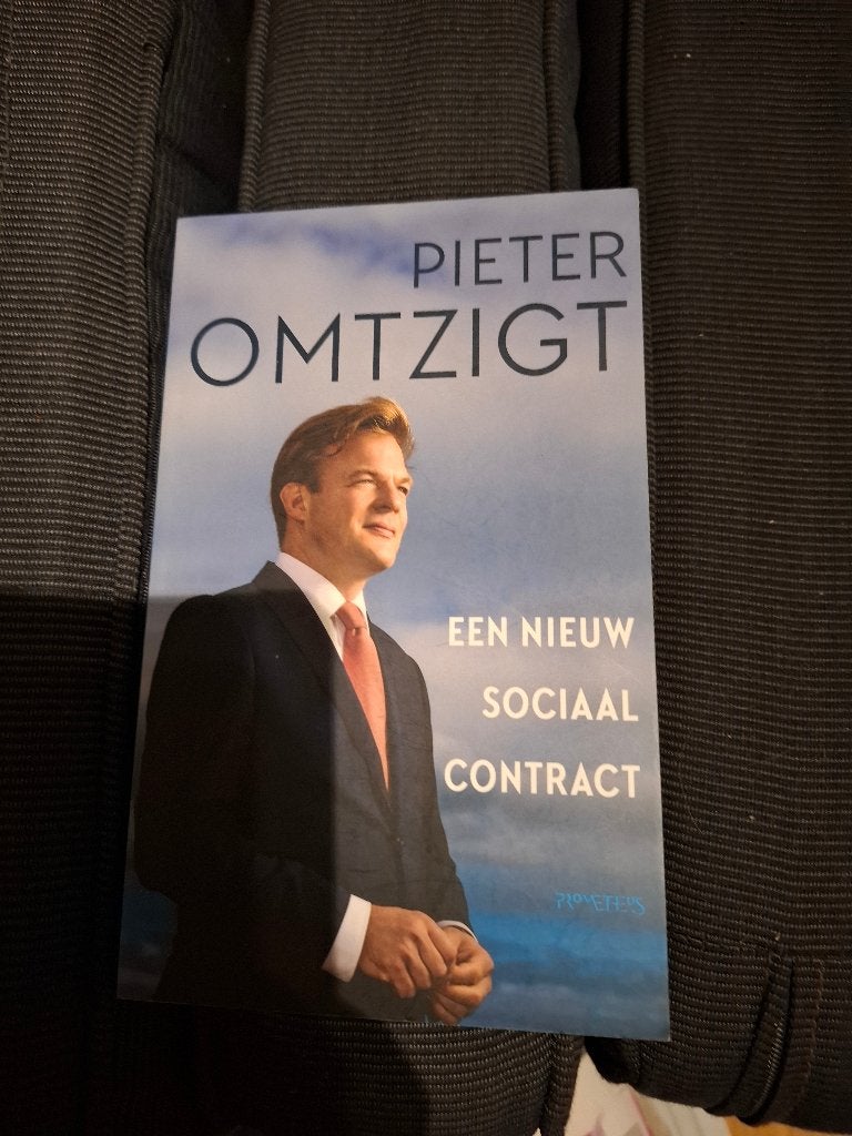 T.k. boek een nieuw sociaall deal Pieter Omzigt, Boeken, Ophalen of Verzenden, Zo goed als nieuw, Nederland