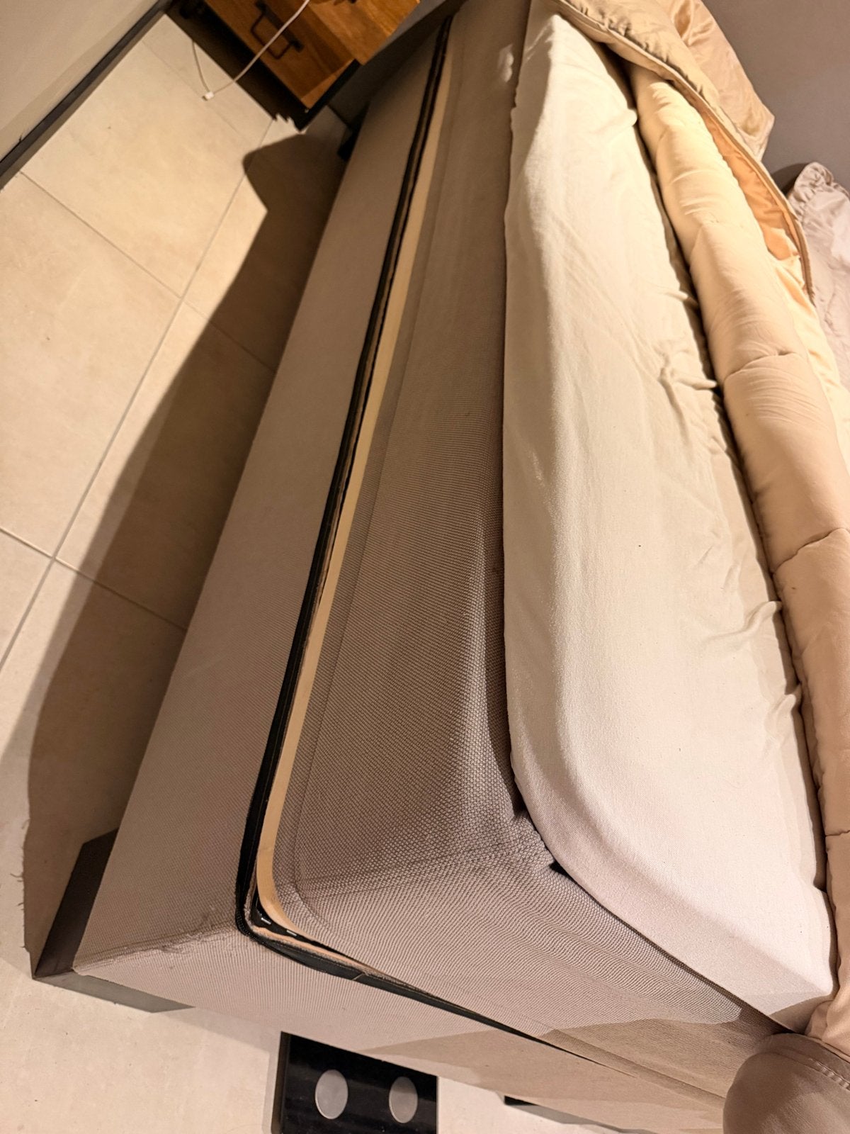 Foto 2 van Boxspring met hoofdbord 180x210 incl. topper