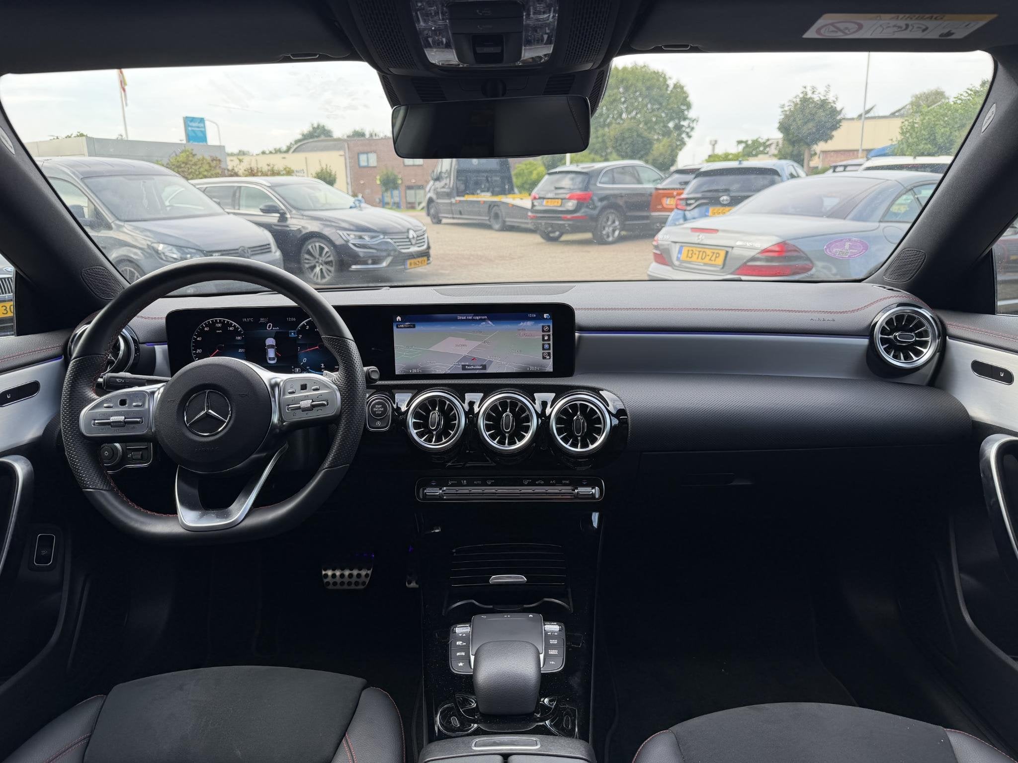 Mercedes-Benz CLA-klasse 180 AMG Line SFEERVERLICHTING | STO, CLA, Gebruikt, Euro 6, 4 cilinders