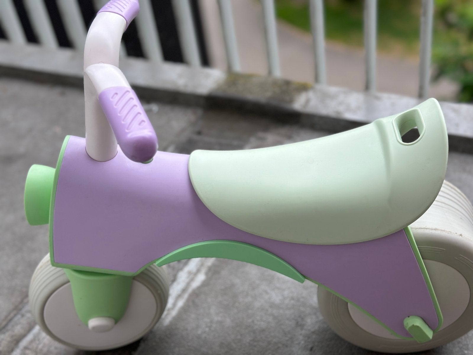 Kinder loopfiets voor peuters (vanaf 1 jaar), Ophalen of Verzenden, Gebruikt, Loopfiets