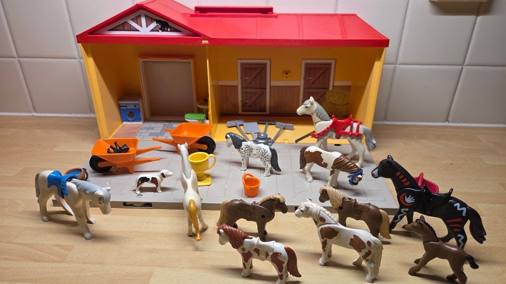Vintage Playmobil manege, Ophalen of Verzenden, Gebruikt, Complete set, Gebouw