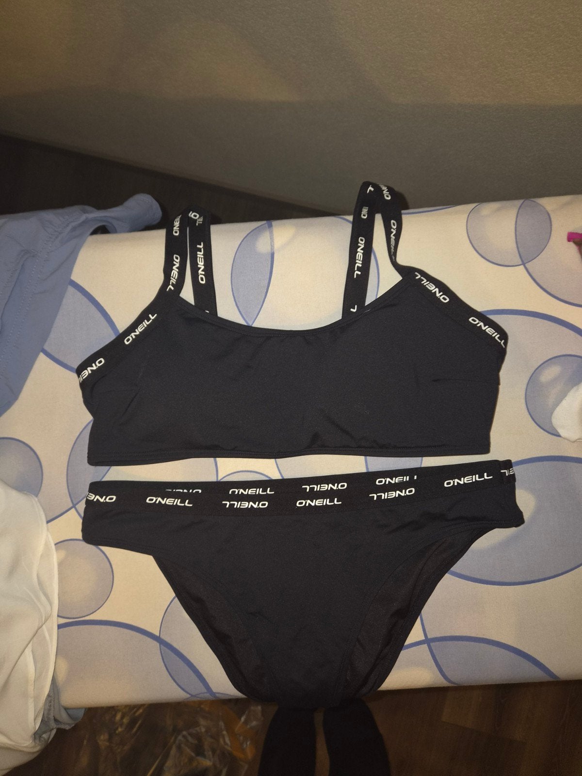 Nieuwe O'Neill zwarte sport bikini maat 40, Zwart, Nieuw, Ophalen of Verzenden, Bikini