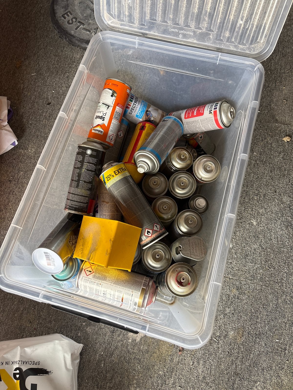 GRATIS! Graffiti Spuitbussen, Ophalen of Verzenden, Gebruikt, Overige typen