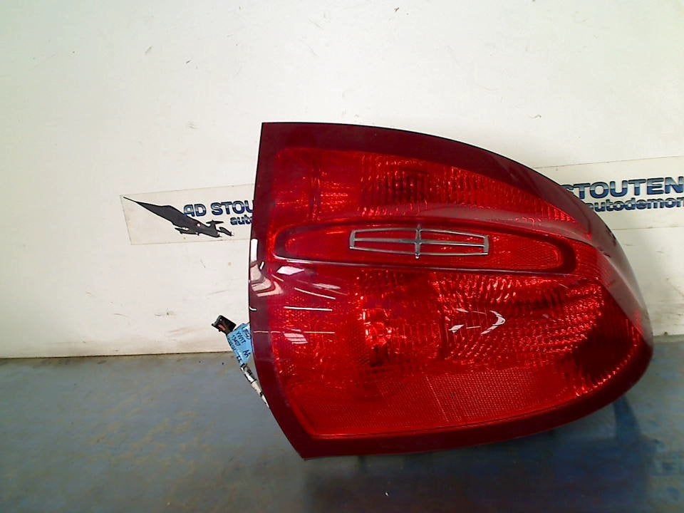 Achterlicht Rechts Lincoln Town Car 2000 xw1z13404aa, Gebruikt, Info@AdStouten.nl, Autodemontage Ad Stouten BV, Ringweg 1a, OOSTERLAND 4307 NK, Zeeland, , Nederland