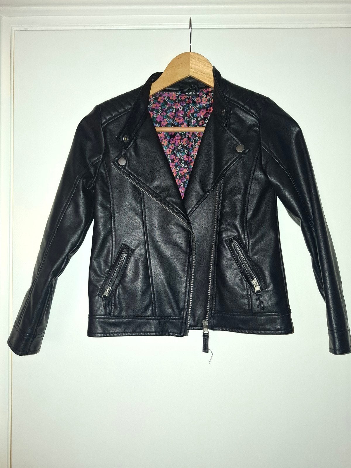 Zwart jack, Kinderen en Baby's, Kinderkleding | Maat 146, Ophalen of Verzenden, Zo goed als nieuw, Jas