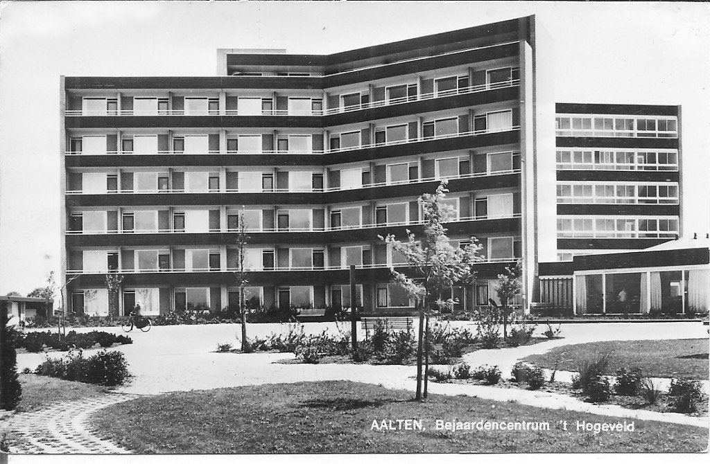 Ansichtkaart Aalten, Bejaardencentrum 't Hogeveld, Ophalen of Verzenden, 1960 tot 1980, Ongelopen, Gelderland
