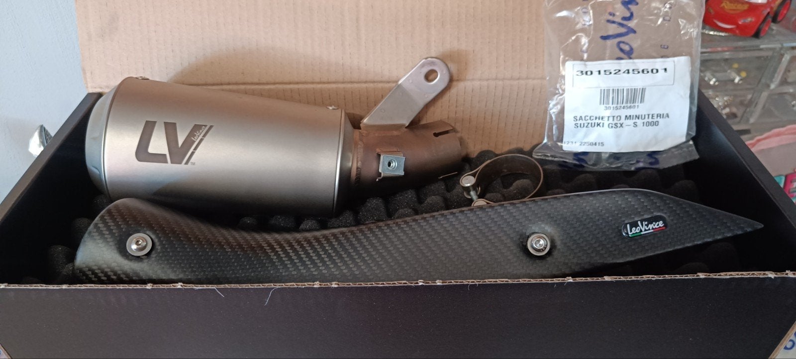 Leovince LV 10 uitlaat/Suzuki GSX

S 1000 en gsx s 950, Ophalen of Verzenden, Nieuw