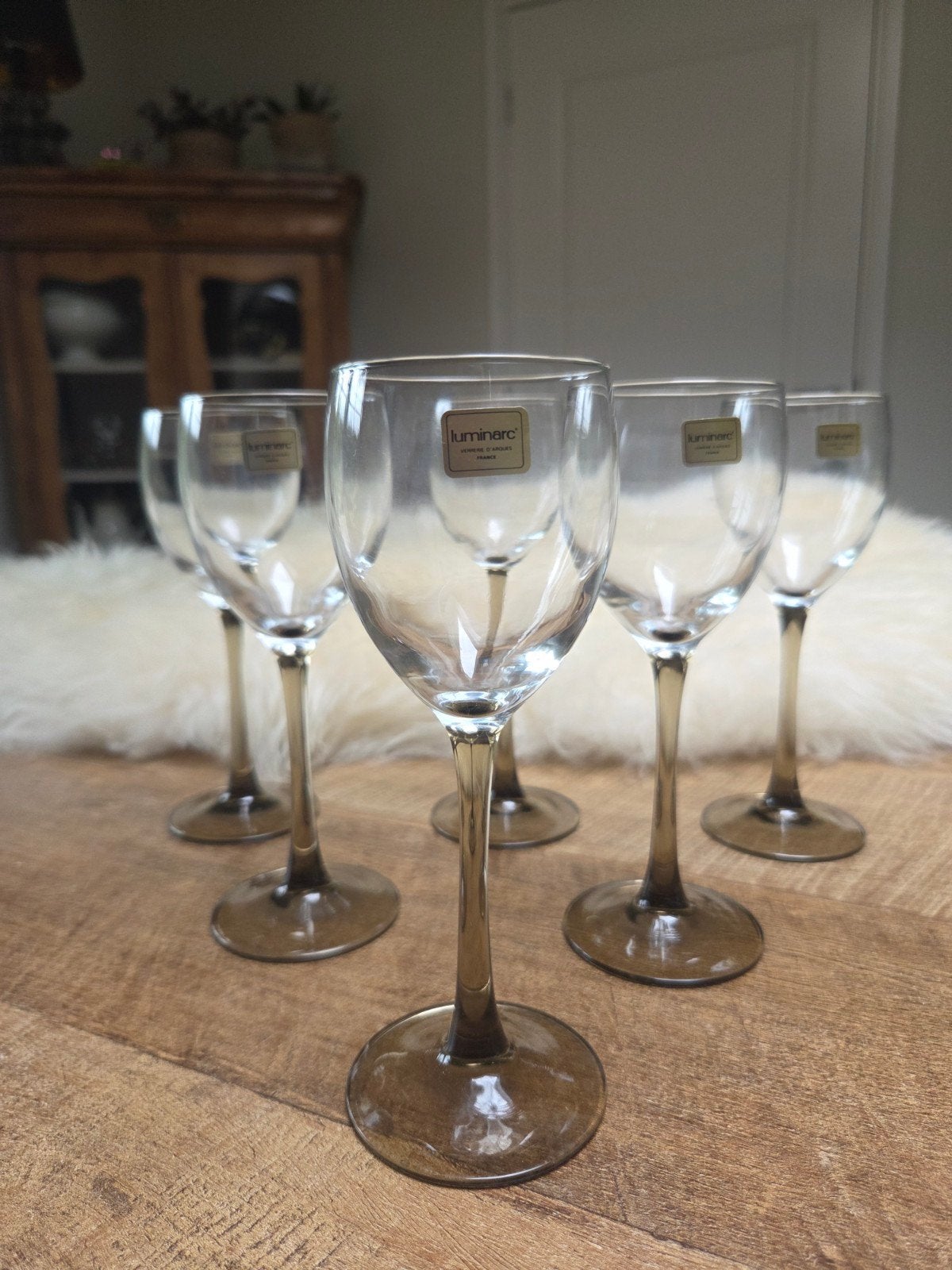 Set van 6 vintage Luminarc wijnglazen met bruine voet, Ophalen of Verzenden