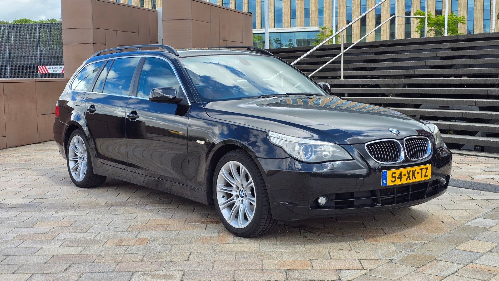 BMW 5-Serie 525iA Touring 2007 APK nw 218pk, Auto's, Automaat, Achterwielaandrijving, 2497 cc, 2000 kg
