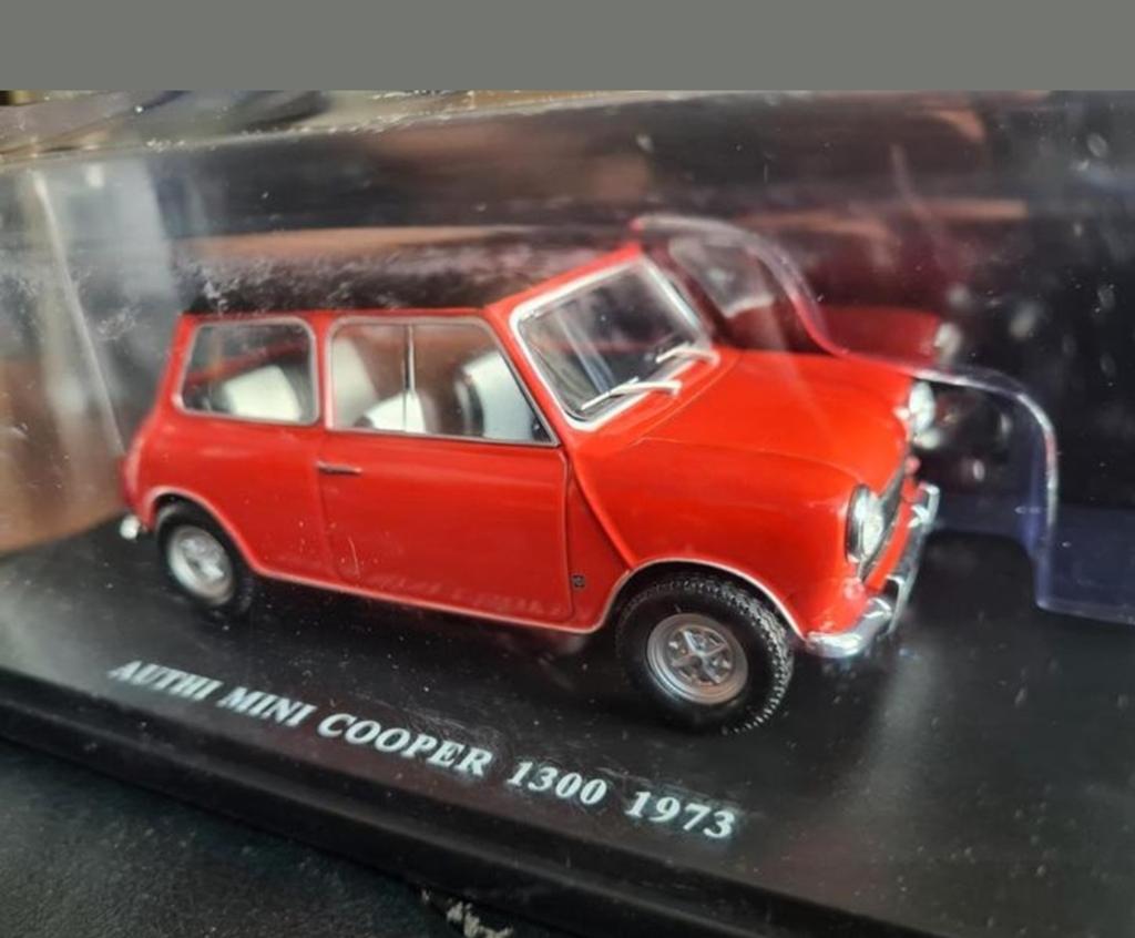 Aanbieding ATLAS MINI Cooper 1300 rood 1973 nieuw in blister, Hobby en Vrije tijd, Modelauto's | 1:24, Ophalen of Verzenden, Nieuw