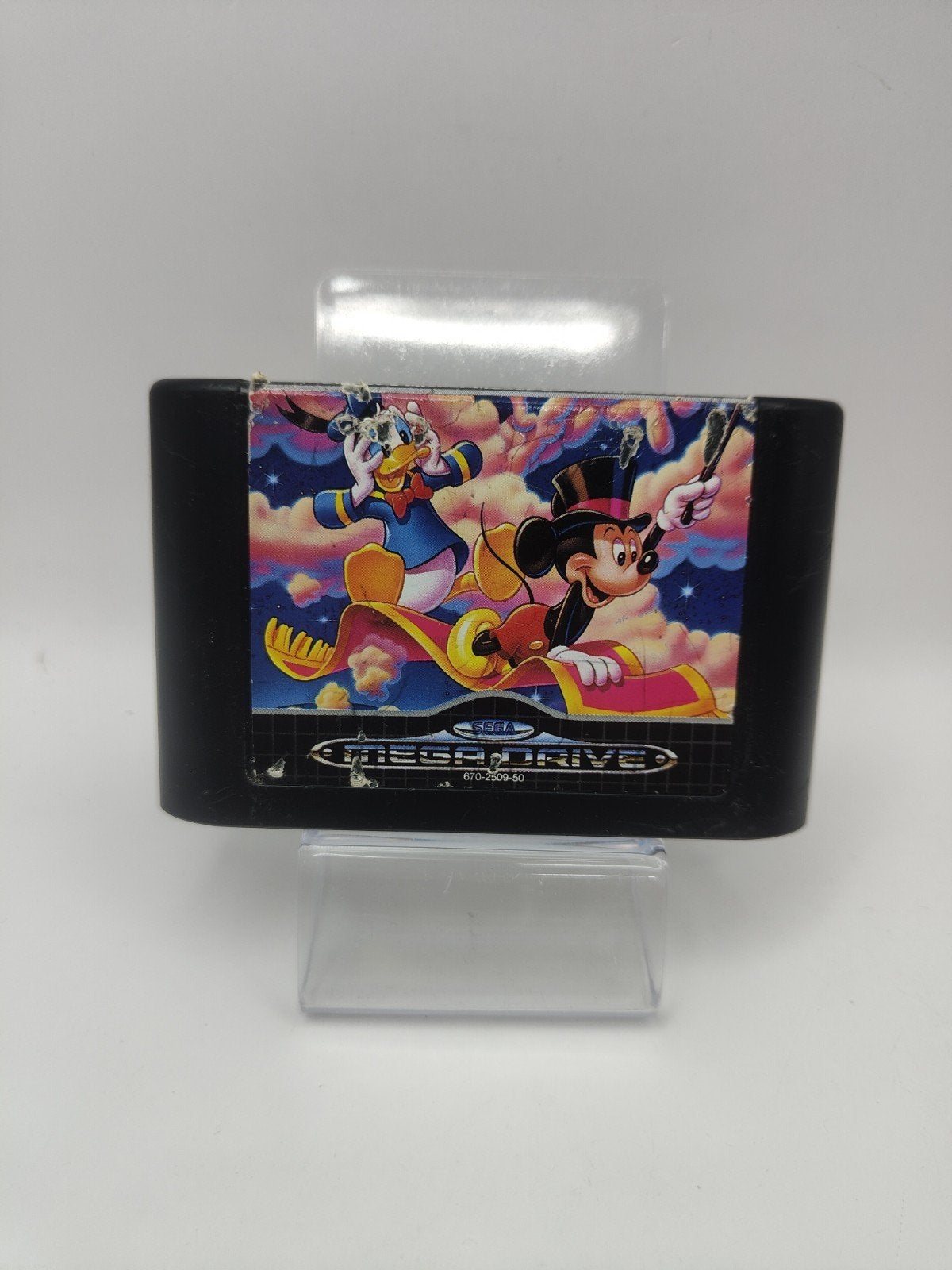 Sega Mega Drive: World of Illusion met Mickey & Donald, Spelcomputers en Games, Gebruikt, Ophalen of Verzenden, Info@sega.com
