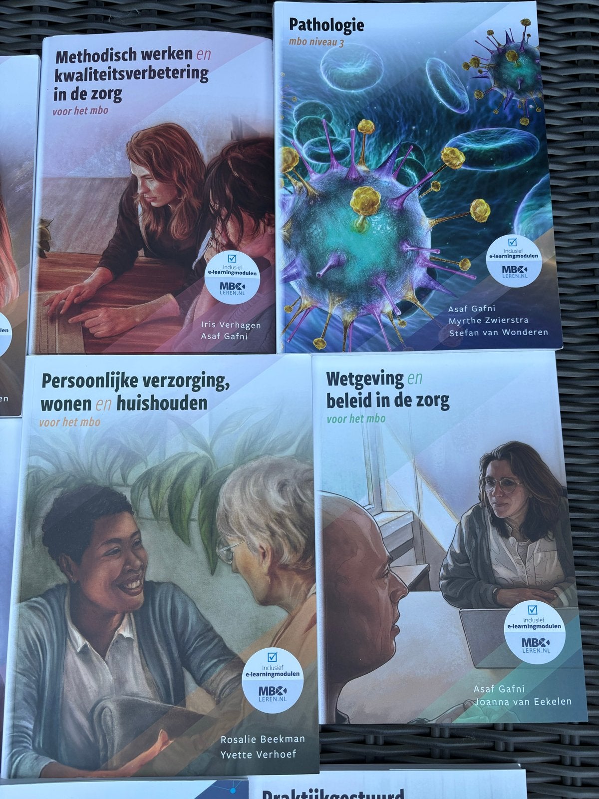 MBO Studieboeken Pakket Verzorgende IG 2025-2026 (Niveau 3), Boeken, Schoolboeken, Ophalen of Verzenden, Zo goed als nieuw, Overige niveaus