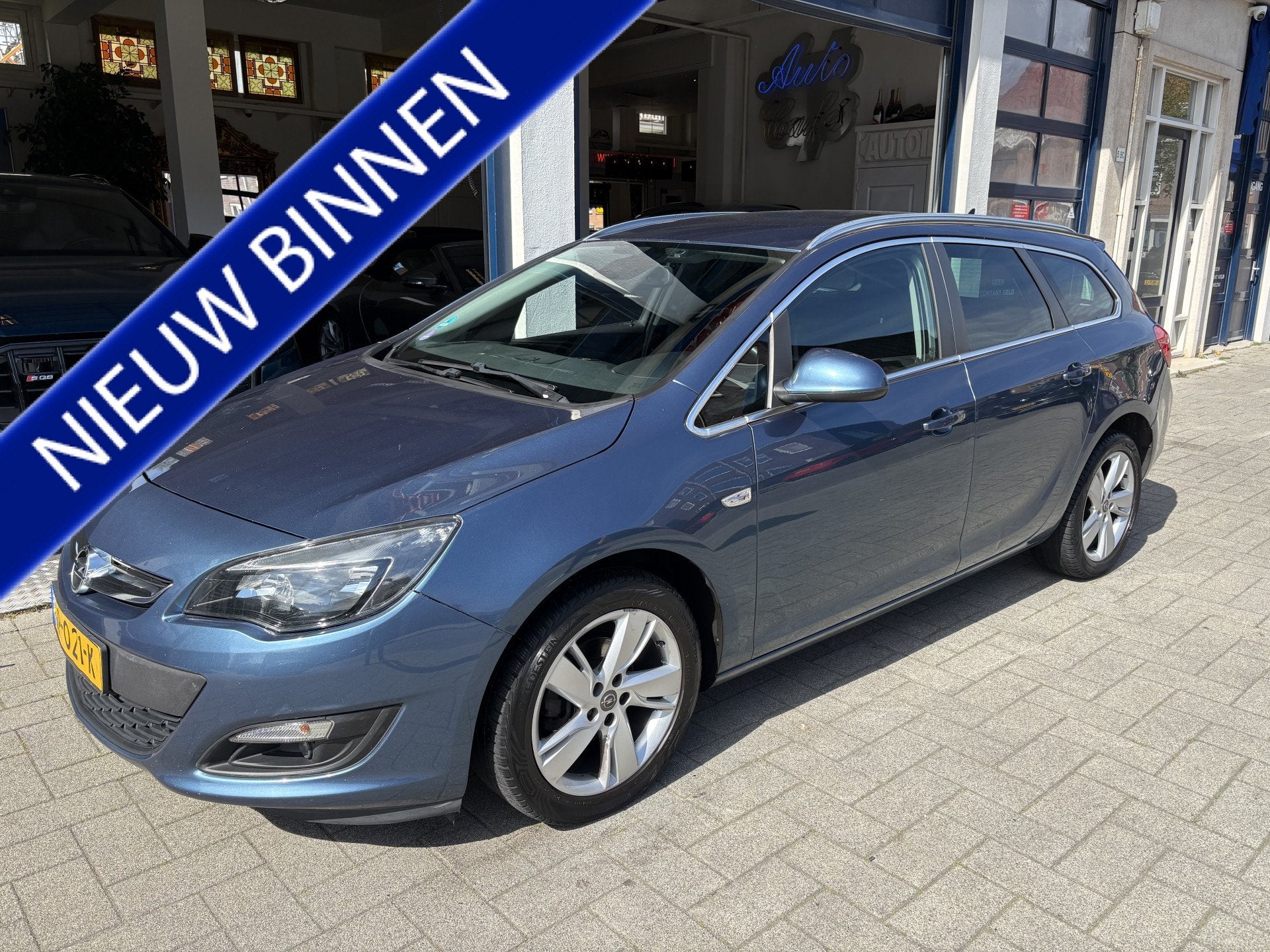 Opel Astra Sports Tourer 1.4 Business + NW APK/NAVI/CLIMA, Voorwielaandrijving, 101 pk, Gebruikt, 4 cilinders