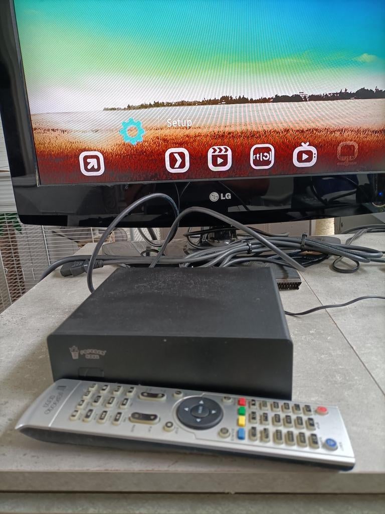 Popcorn Hour A-200 Mediaspeler met afstandsbediening, Ophalen of Verzenden, Gebruikt, HDMI, Zonder harde schijf