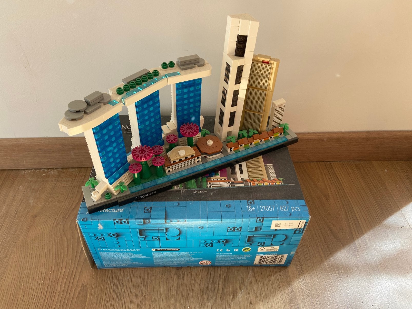 Lego - Architecture Singapore - 21057, Kinderen en Baby's, Ophalen, Zo goed als nieuw