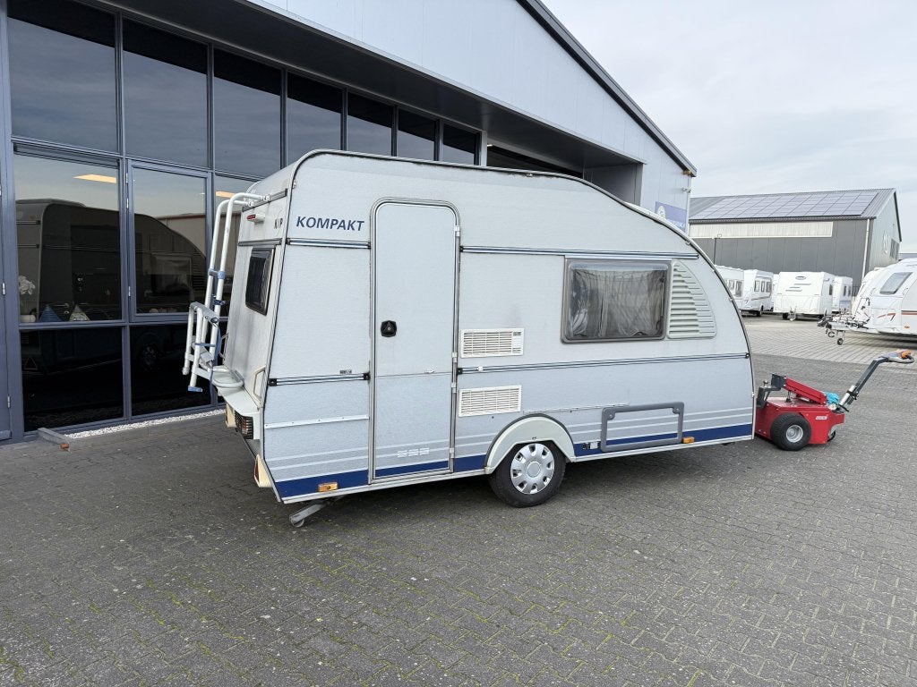 Kip Kompakt 37 EK Langslaper + WC 680KG + Bovag 2026 !!, Kip, Tot en met 2, Bedrijf, Treinzit