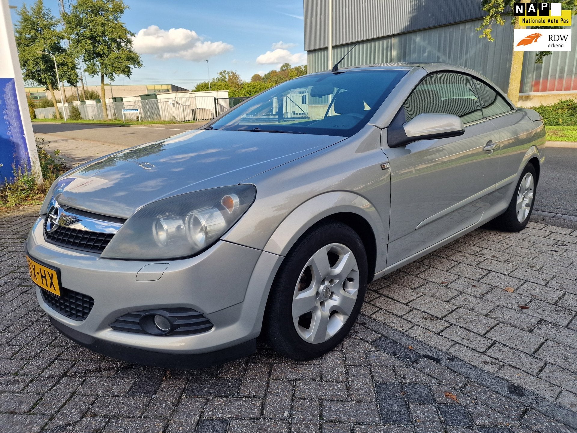 Opel Astra TwinTop 1.8 Enjoy, Apk, Nap, Kap storing Inruil m, Auto's, Stof, Gebruikt, 4 cilinders, Cabriolet