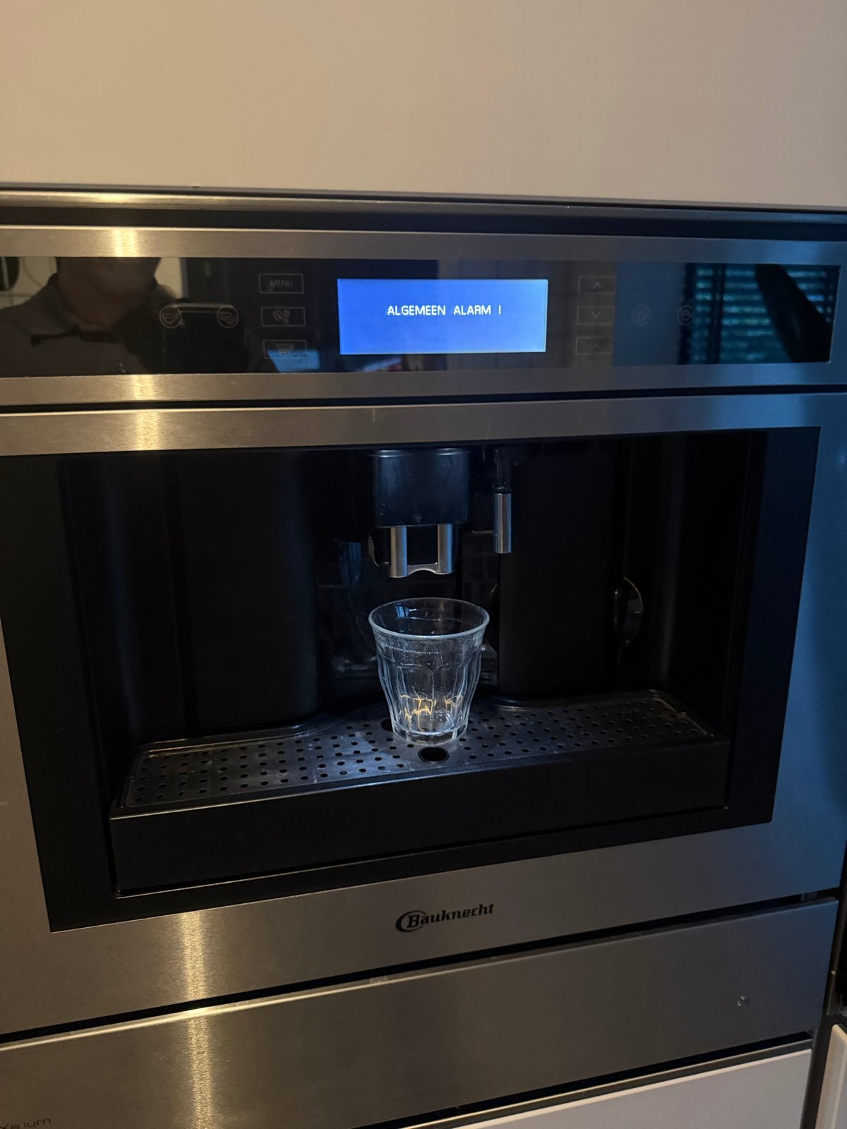 Bauknecht KMT9145 IXL Inbouw Koffiemachine - Defect, Ophalen, Afneembaar waterreservoir, 10 kopjes of meer, Koffiemachine