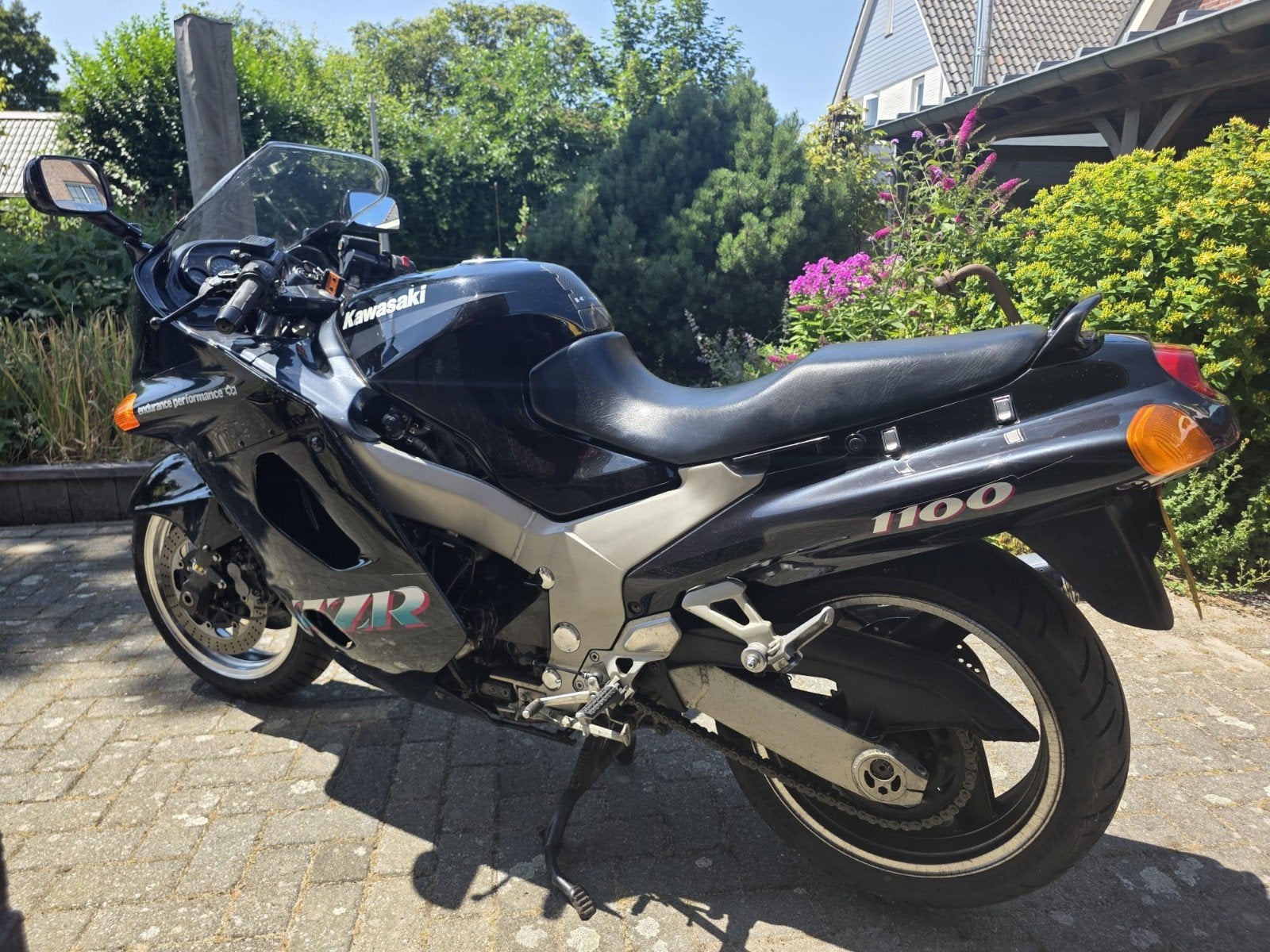 Kawasaki ZZR1100 met RVS uitlaat, Particulier