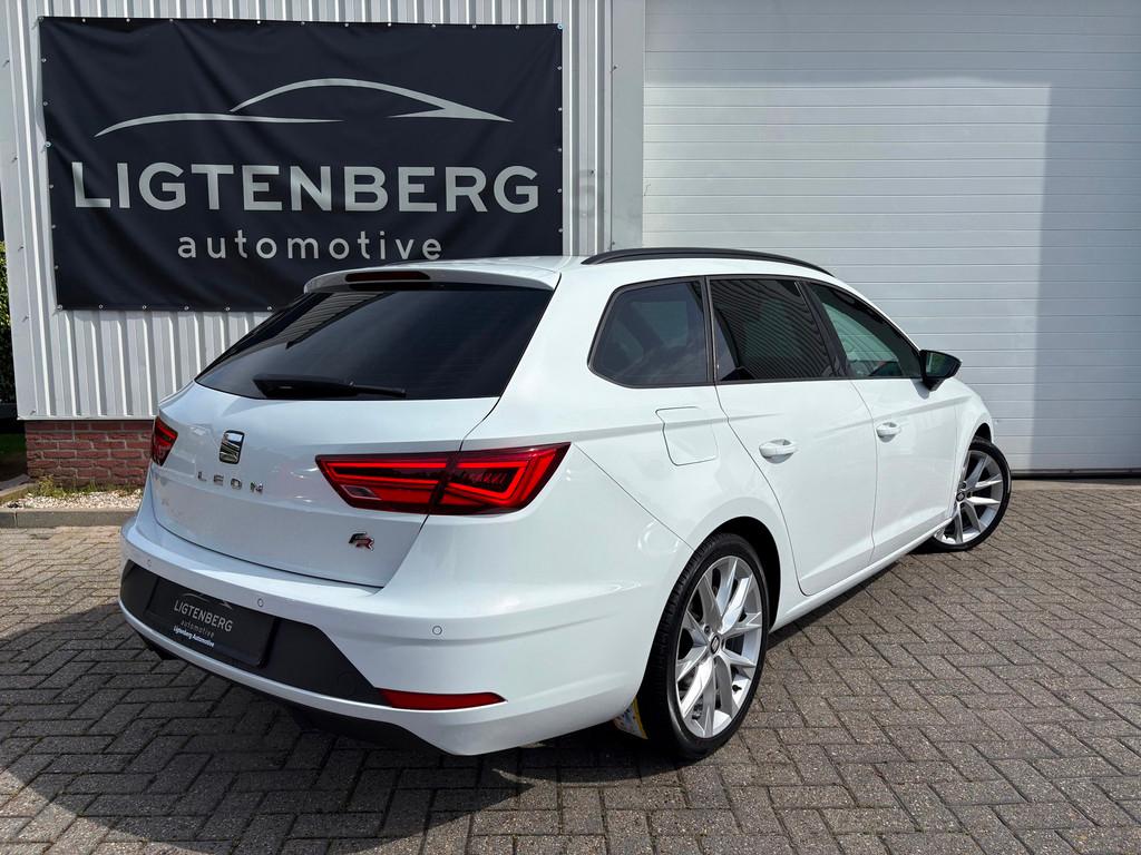Seat Leon ST 1.5TSI FR Business Intense PANO/VIRTUAL COCKPIT, Euro 6, 4 cilinders, Leon, Wit