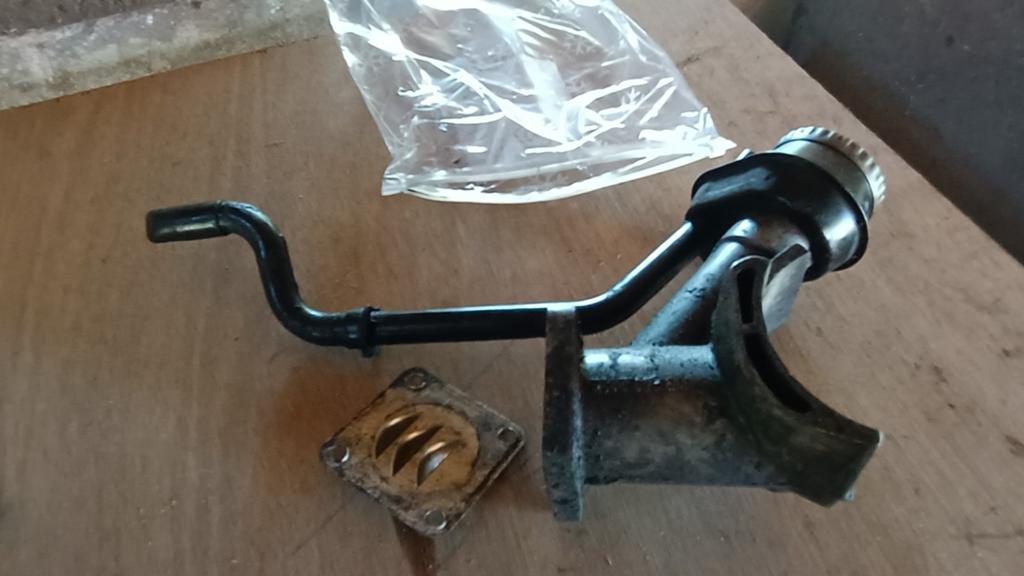 VW Kever dynamo steun en olievulbus met dop - Gebruikt, Auto-onderdelen, Ophalen of Verzenden, Gebruikt