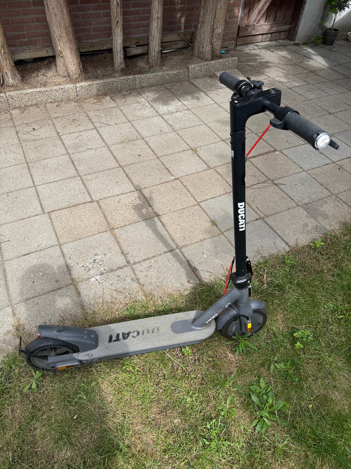 elektrische step alles werkt %100, Ophalen of Verzenden, Zo goed als nieuw, Elektrische step (E-scooter)
